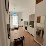 Artista Apartment *